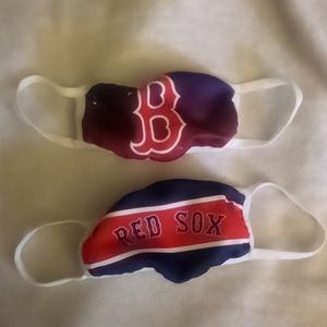 2 BOSTON RED SOXS LITTLE KIDS MASKS NWOT